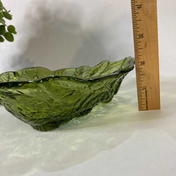 Indiana Green Glass Loganberry and Leaf Pattern Vintage Candy Dish - Bowl - Picture 10 of 10